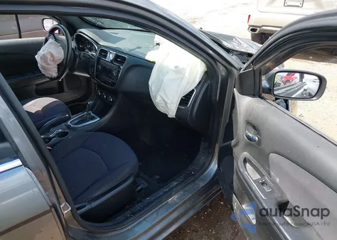 2013 Chrysler 200 Lx из США, поврежденный, VIN 1C3CCBABXDN604717